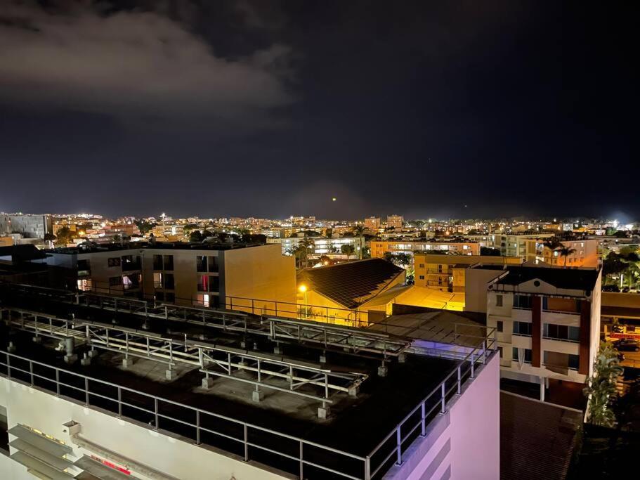 Studio 51 - Immense studio de 47m2 Saint-Denis Esterno foto