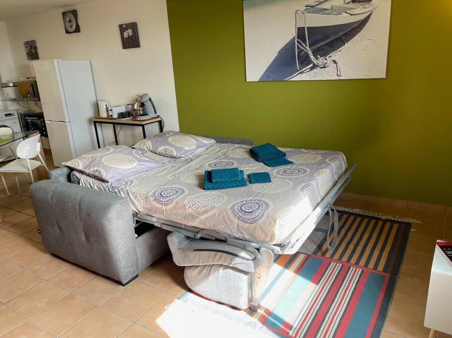 Studio 51 - Immense studio de 47m2 Saint-Denis Esterno foto